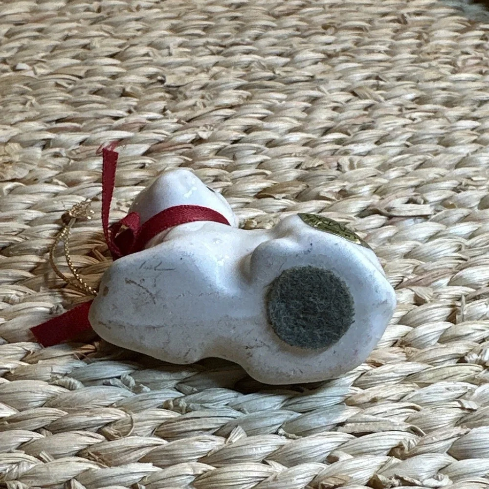 Vintage Takahashi White Porcelain Cat Figurine Ornament‎ Japan 1 1/4